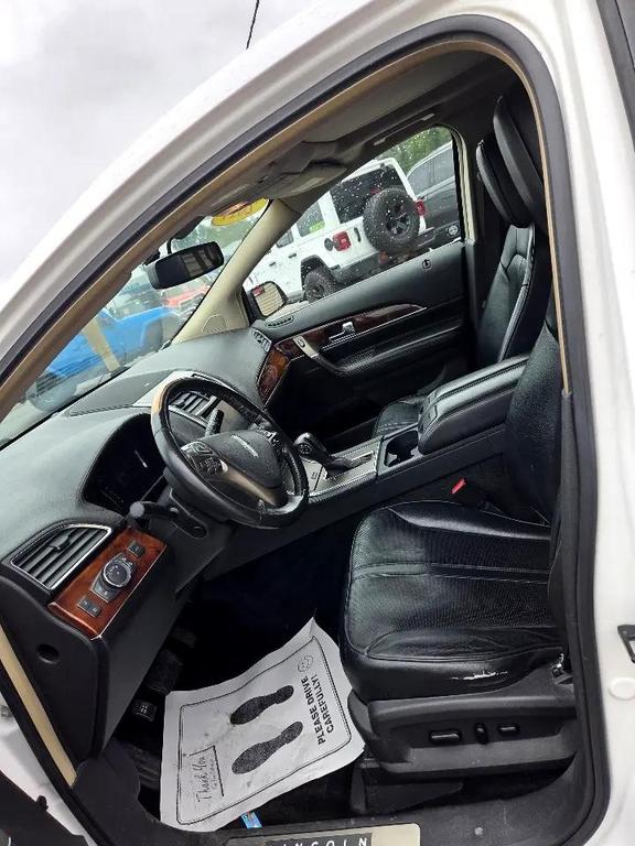 used 2011 Lincoln MKX car, priced at $5,495