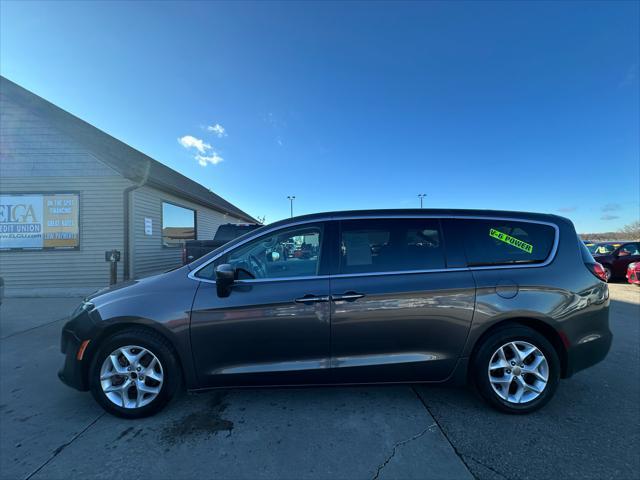 used 2017 Chrysler Pacifica car, priced at $10,995