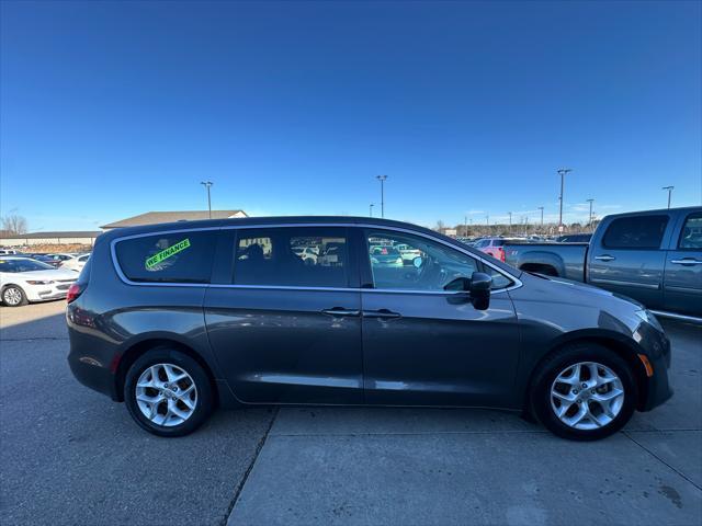 used 2017 Chrysler Pacifica car, priced at $10,995