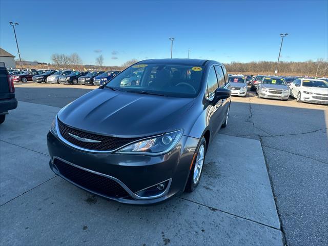 used 2017 Chrysler Pacifica car, priced at $10,995