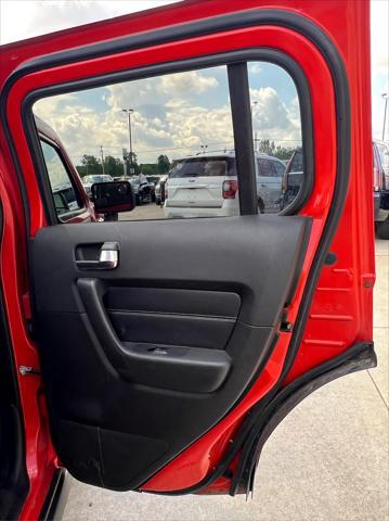 used 2010 Hummer H3 car, priced at $9,995