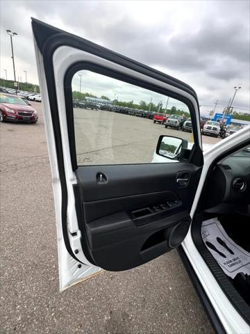 used 2015 Jeep Patriot car, priced at $4,995
