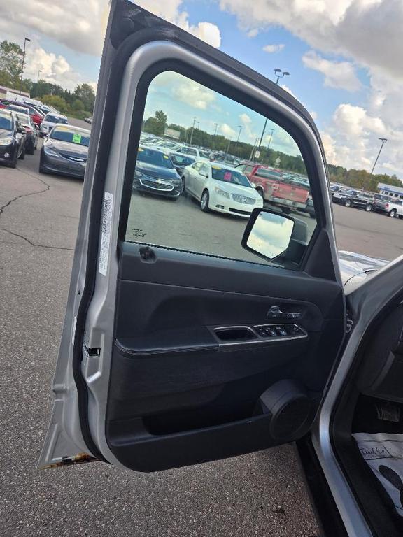 used 2012 Jeep Liberty car, priced at $5,995