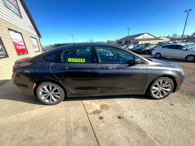 used 2016 Chrysler 200 car, priced at $5,495