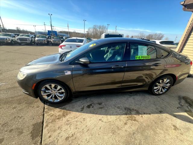 used 2016 Chrysler 200 car, priced at $5,495