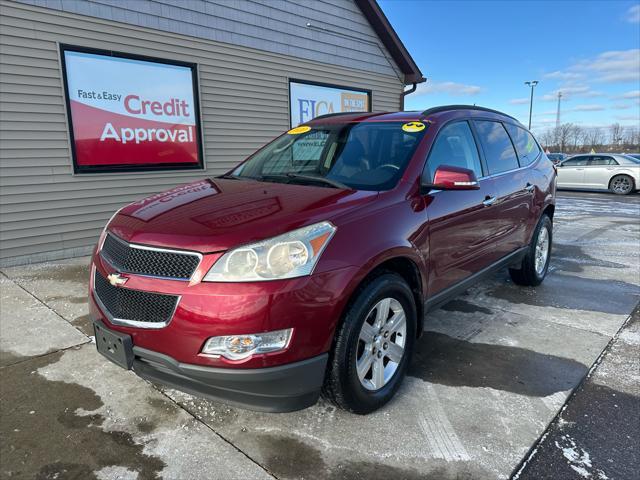 used 2010 Chevrolet Traverse car, priced at $4,495