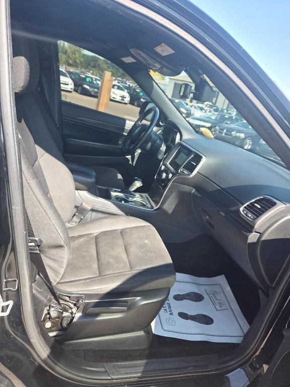 used 2018 Jeep Grand Cherokee car, priced at $11,995