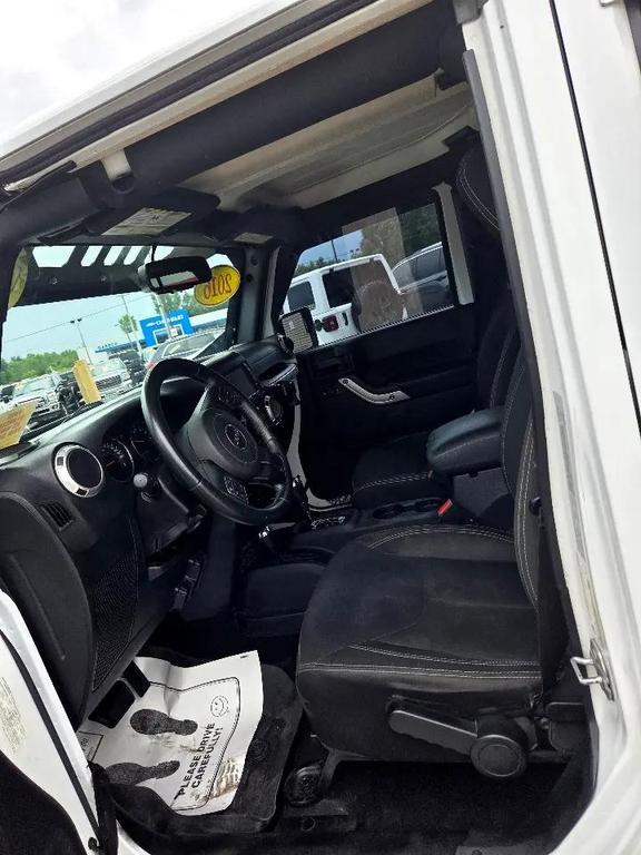 used 2016 Jeep Wrangler Unlimited car, priced at $15,995