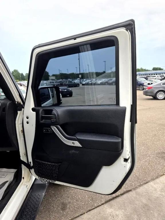 used 2016 Jeep Wrangler Unlimited car, priced at $15,995