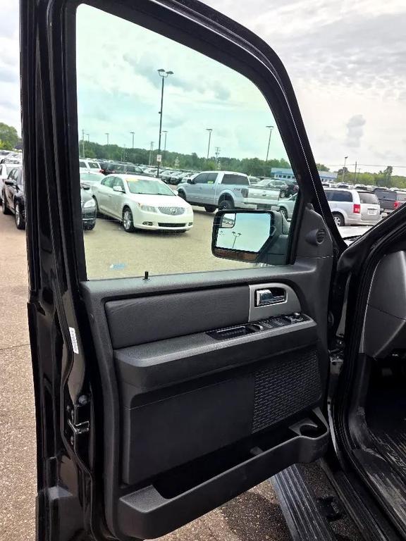used 2014 Ford Expedition car, priced at $5,995