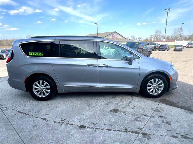 used 2017 Chrysler Pacifica car, priced at $11,995