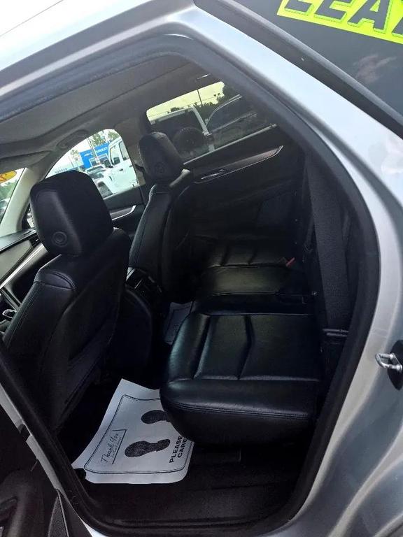 used 2018 Cadillac XT5 car, priced at $16,995