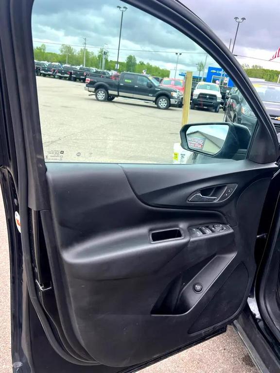 used 2018 Chevrolet Equinox car, priced at $6,995