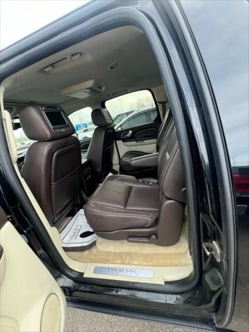 used 2010 Cadillac Escalade ESV car, priced at $8,995