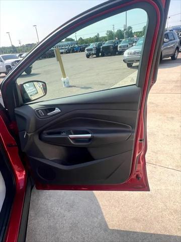 used 2013 Ford Escape car, priced at $4,995