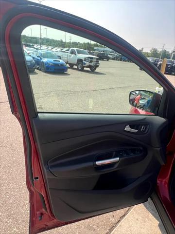 used 2013 Ford Escape car, priced at $4,995