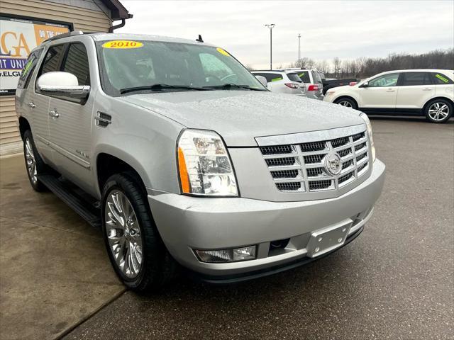 used 2010 Cadillac Escalade car, priced at $9,995