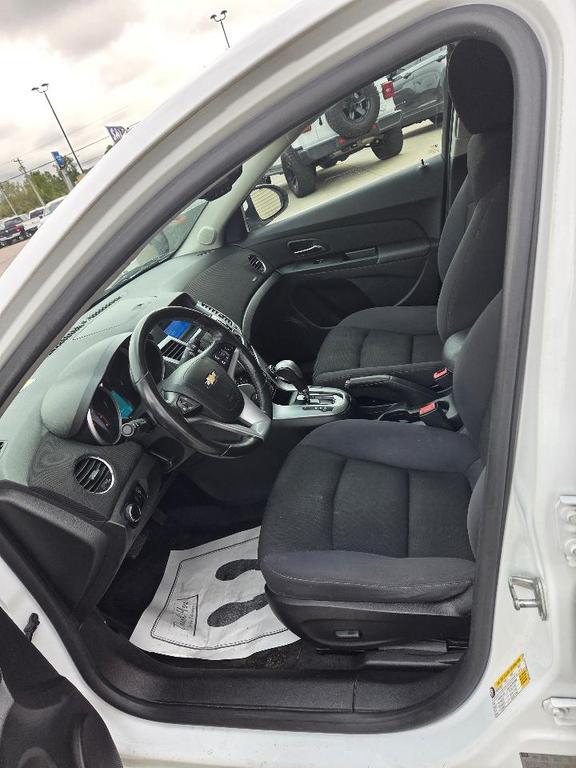 used 2013 Chevrolet Cruze car, priced at $3,795