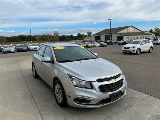 used 2015 Chevrolet Cruze car, priced at $5,995