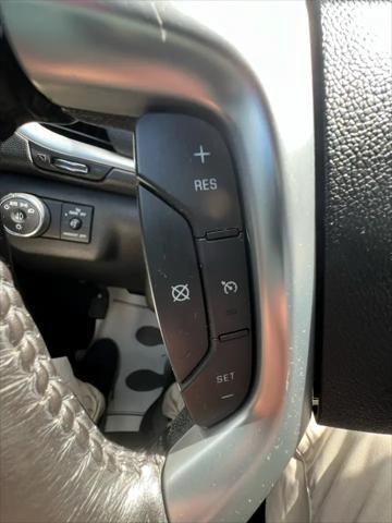 used 2015 Chevrolet Traverse car, priced at $5,995