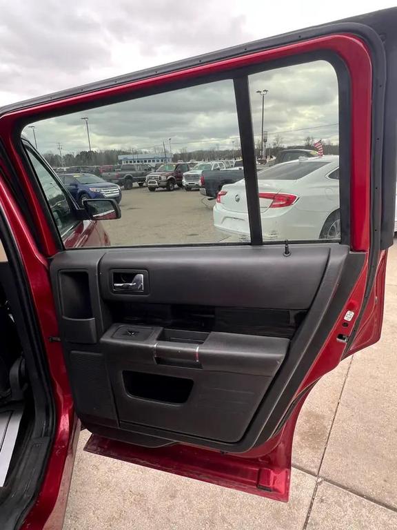 used 2015 Ford Flex car, priced at $3,995