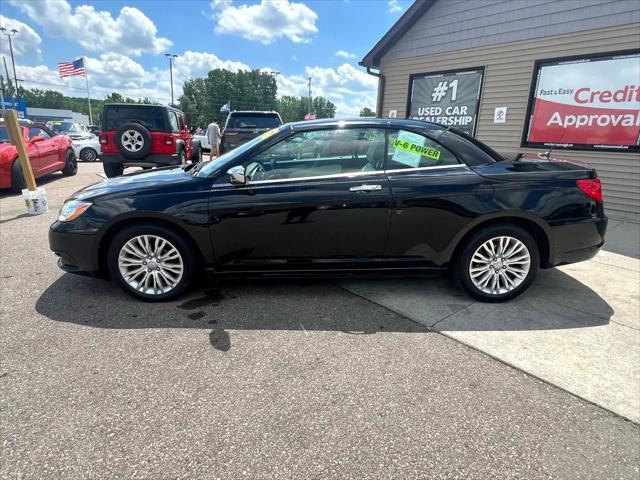 used 2014 Chrysler 200 car, priced at $3,995