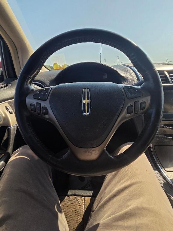 used 2011 Lincoln MKX car, priced at $3,995