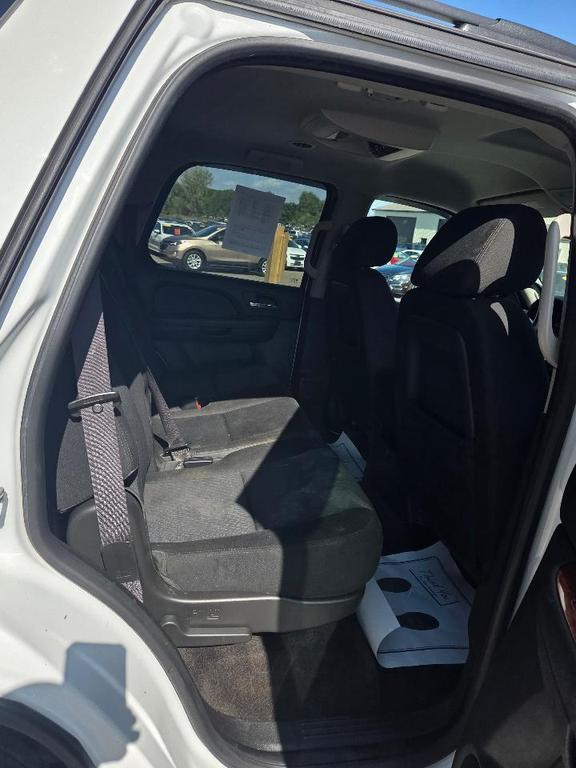 used 2014 GMC Yukon car, priced at $5,995