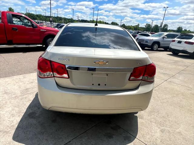 used 2014 Chevrolet Cruze car, priced at $4,995