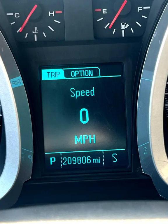 used 2015 Chevrolet Equinox car, priced at $2,995