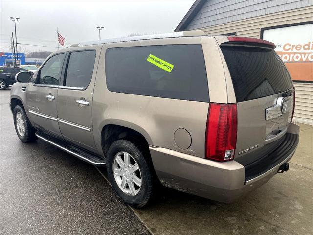 used 2007 Cadillac Escalade ESV car, priced at $9,995