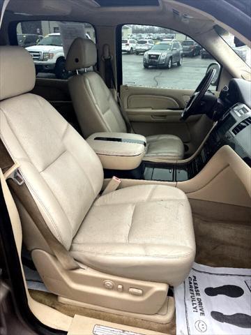 used 2007 Cadillac Escalade ESV car, priced at $9,995