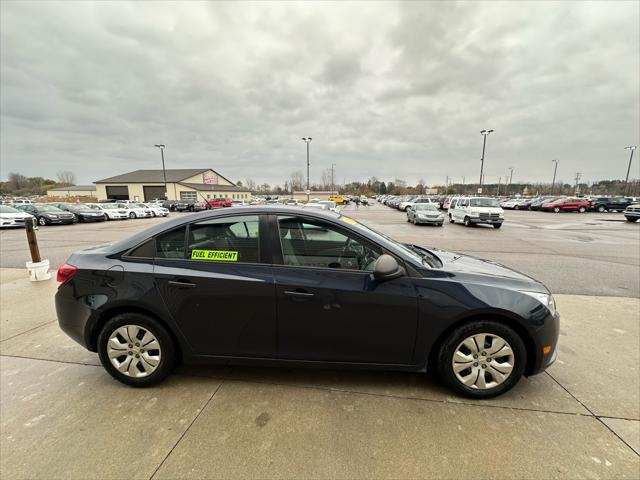 used 2014 Chevrolet Cruze car, priced at $3,995