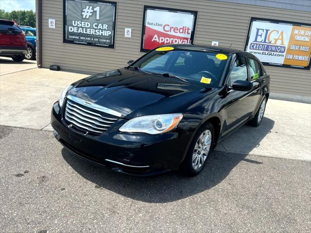 used 2013 Chrysler 200 car, priced at $4,795