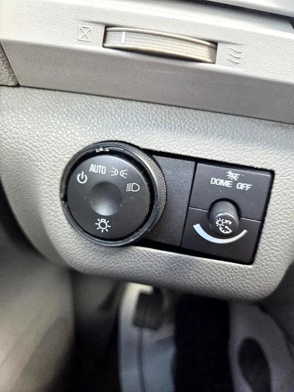 used 2009 Chevrolet Traverse car, priced at $2,495
