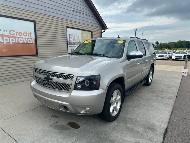 used 2008 Chevrolet Suburban car, priced at $6,495