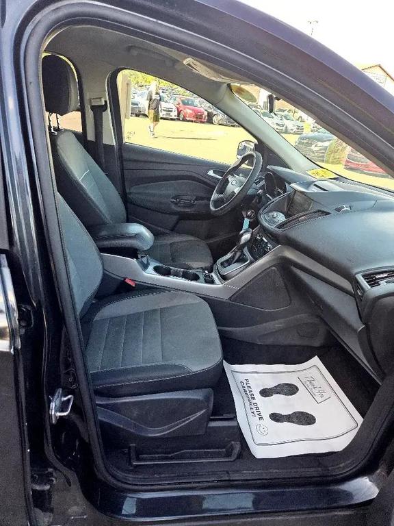 used 2013 Ford Escape car, priced at $4,995