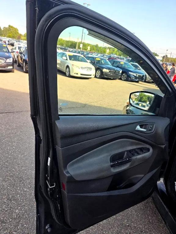 used 2013 Ford Escape car, priced at $4,995