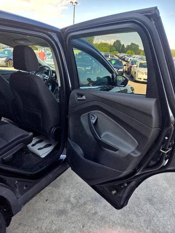 used 2013 Ford Escape car, priced at $4,995