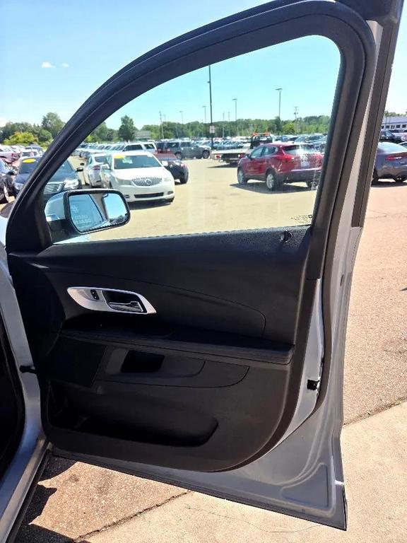 used 2015 Chevrolet Equinox car, priced at $4,495