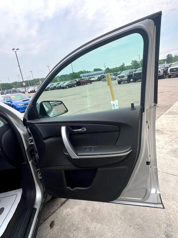 used 2010 GMC Acadia car, priced at $2,995