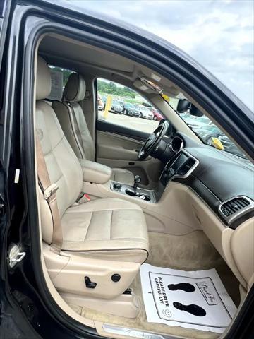 used 2015 Jeep Grand Cherokee car, priced at $9,995