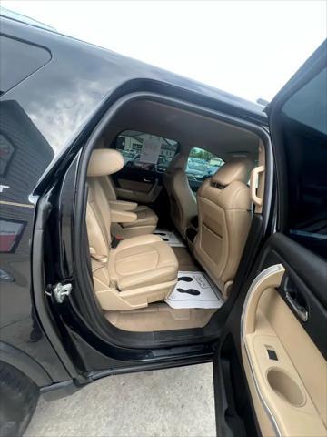 used 2012 GMC Acadia car, priced at $4,995
