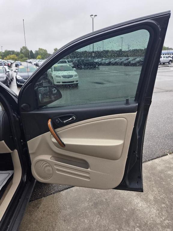 used 2007 Saturn Vue car, priced at $3,995