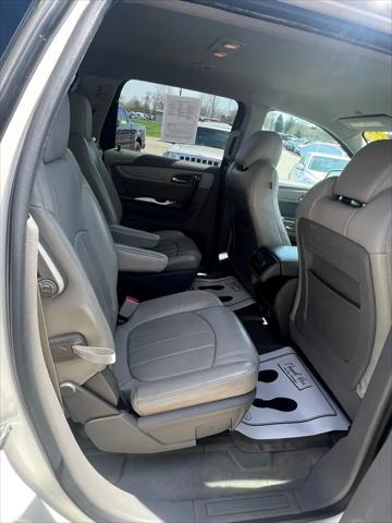 used 2014 Chevrolet Traverse car, priced at $4,995