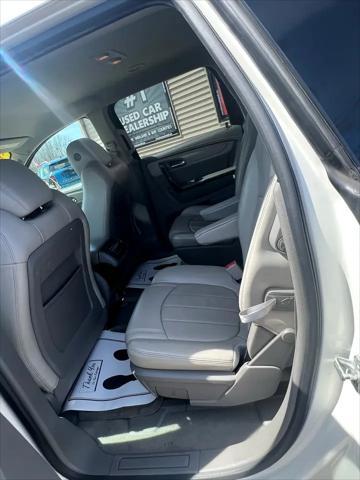 used 2014 Chevrolet Traverse car, priced at $4,995