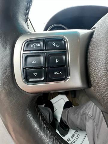 used 2012 Jeep Grand Cherokee car, priced at $5,495
