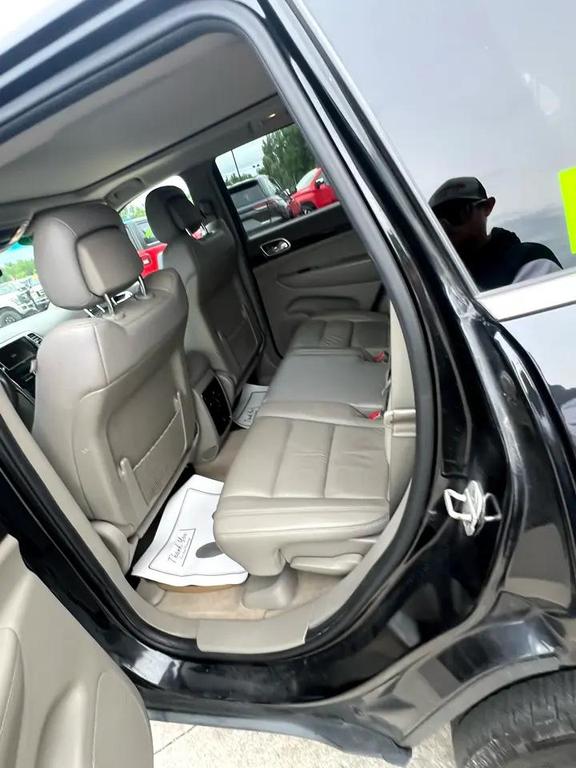 used 2012 Jeep Grand Cherokee car, priced at $4,995