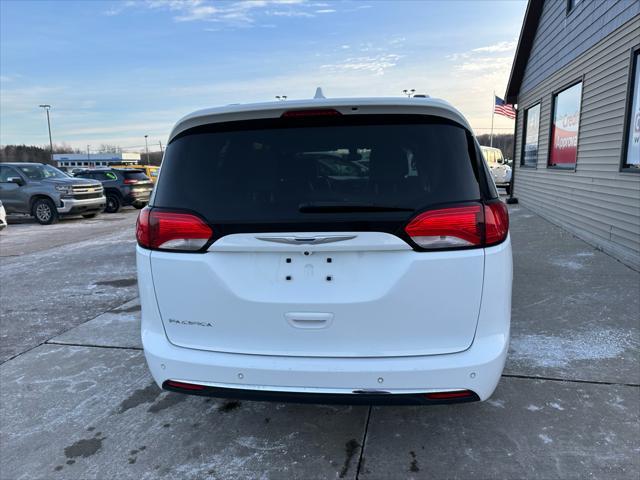 used 2017 Chrysler Pacifica car, priced at $12,995