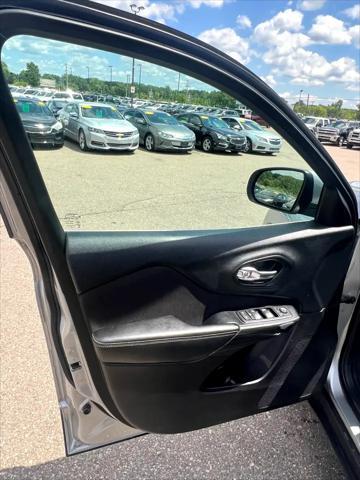 used 2015 Jeep Cherokee car, priced at $8,995